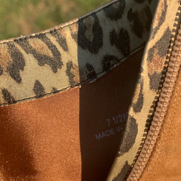 70’s Floral Embroidered Funky Booties - Picture 10 of 12